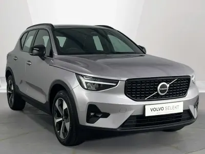Used Volvo XC40 Plus 194 HP (142 kW) 2025 Silver SUV