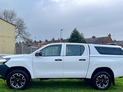 Used Toyota HiLux Active 2018 White Pickup