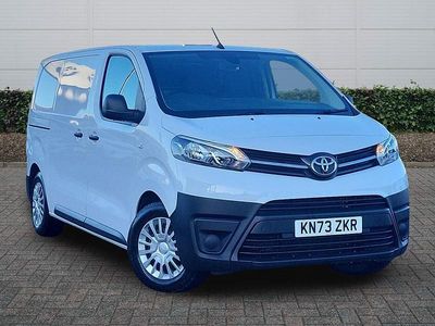 White Used 2023 Toyota Proace MPV | £17,500 (Expensive)