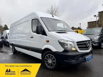 Używany Mercedes Sprinter 112 KM (82 kW) 2018 Biały Van