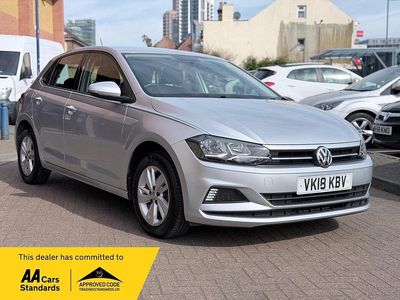 Używany VW Polo SE 95 KM (69 kW) 2018 Srebrny Hatchback