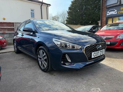 Used Hyundai i30 SE 100 HP (73 kW) 2017 Grey Hatchback