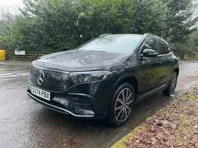 Begagnad Mercedes EQA250+ Executive 139 kW (190 HK) 2024 Svart SUV