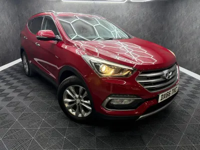 Used Hyundai Santa Fe Premium 200 HP (147 kW) 2016 Red SUV