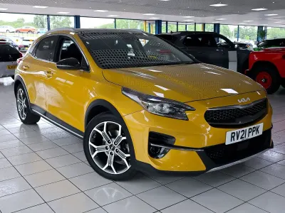 Used Kia XCeed 158 HP (116 kW) 2022 Yellow SUV