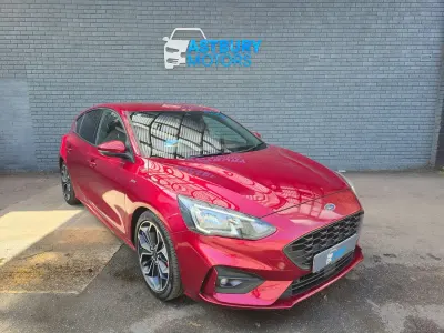 Used Ford Focus ST-Line X 120 HP (88 kW) 2019 Red Hatchback