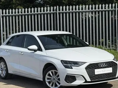 Used Audi A3 Business 150 HP (110 kW) 2020 White Sedan