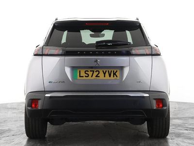 Używany Peugeot e-2008 Premium 98 kW (134 KM) 2022 Szary SUV