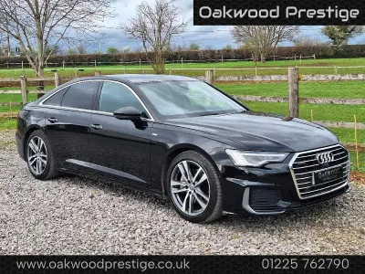 Usado Audi A6 Comfort 245 HP (180 kW) 2020 Preto Sedan
