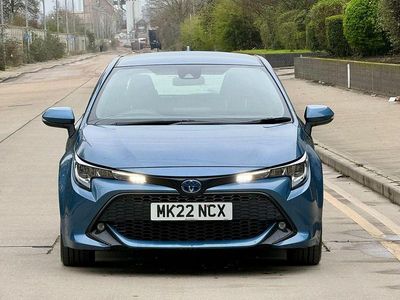 Used Toyota Corolla 122 HP (89 kW) 2022 Blue Hatchback
