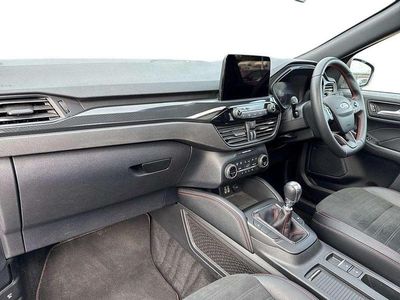 Używany Ford Kuga ST-Line X 120 KM (88 kW) 2021 Biały SUV