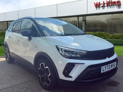 Used Vauxhall Crossland Ultimate 130 HP (95 kW) 2023 White SUV