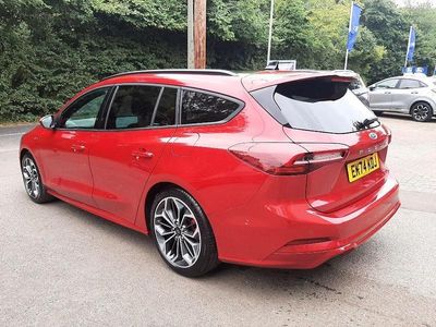 Used Ford Focus ST-Line X 155 HP (114 kW) 2024 Fantastic red Estate