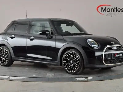Used Mini Cooper Exclusive 156 HP (114 kW) 2024 Black Hatchback