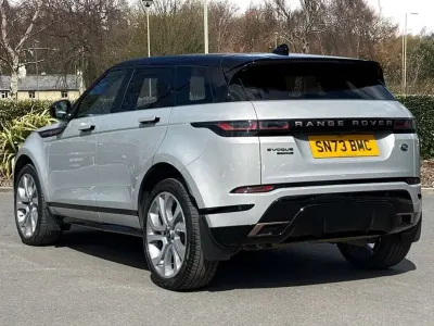 Begagnad Land Rover Range Rover evoque Autobiography 203 HK (149 kW) 2023 Silver SUV