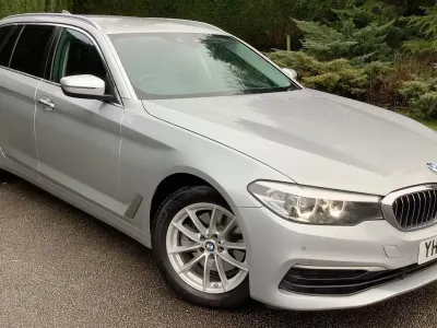 Usado BMW 520 Comfort Edition 2017 Plateado Familiar