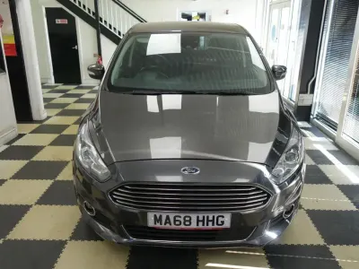 Used Ford S-MAX Titanium 150 HP (110 kW) 2018 Grey MPV
