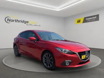 Used Mazda 3 Inclusive 120 HP (88 kW) 2014 Red Hatchback