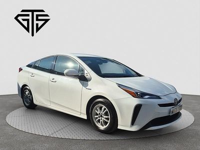 Used Toyota Prius 2025 White Hatchback