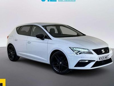 Begagnad Seat Leon Black Edition 150 HK (110 kW) 2020 Vit Halvkombi