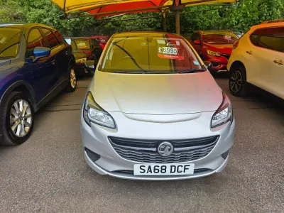 Używany Vauxhall Corsa SRi 90 KM (66 kW) 2018 Srebrny Hatchback