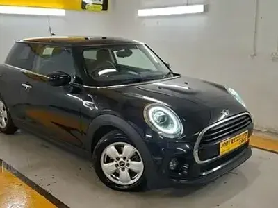 Used Mini Cooper Classic 2019 Black Hatchback