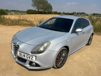 Used Alfa Romeo Giulietta 147 HP (108 kW) 2014 White Hatchback