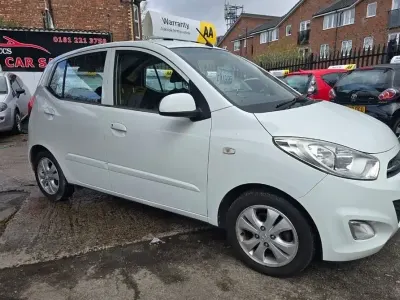 Usado Hyundai i10 Active 86 HP (63 kW) 2012 Branco Citadino