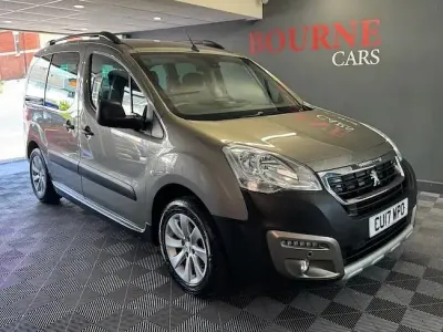 Used Peugeot Partner Tepee Outdoor 110 HP (80 kW) 2017 Bronze MPV