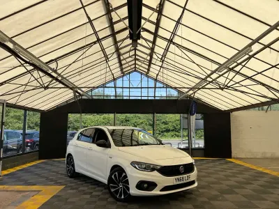 Used Fiat Tipo S 120 HP (88 kW) 2018 Ambient white Hatchback