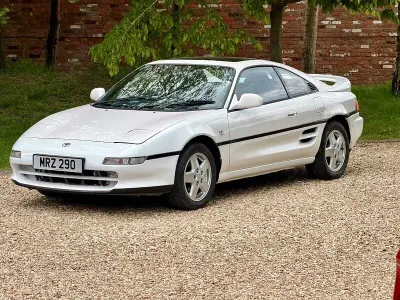 Używany Toyota MR2 156 KM (114 kW) 1990 Biały Kabriolet