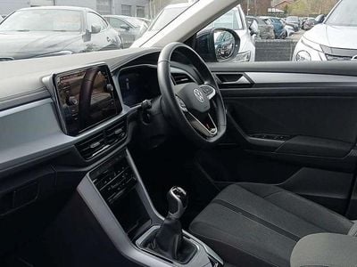 Used VW T-Roc Life 110 HP (80 kW) 2023 Black SUV