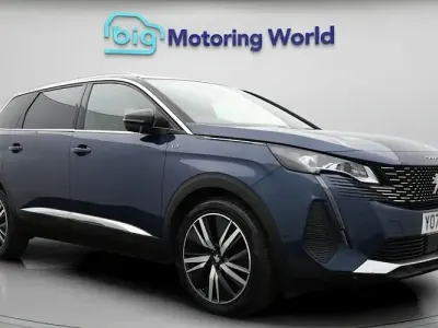 Used Peugeot 5008 Premium 131 HP (96 kW) 2022 Blue SUV