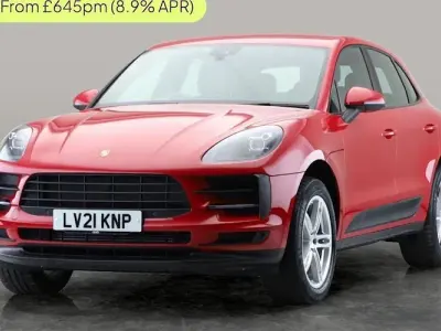Used Porsche Macan 245 HP (180 kW) 2021 Red SUV
