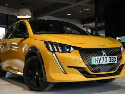 Used Peugeot e-208 GT 100 kW (136 HP) 2021 Yellow Hatchback