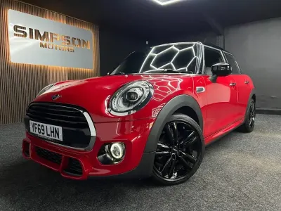 Used Mini Cooper Hatch 136 HP (100 kW) 2019 Red Hatchback