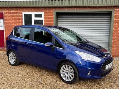 Used Ford B-MAX Zetec 105 HP (77 kW) 2016 Blue MPV