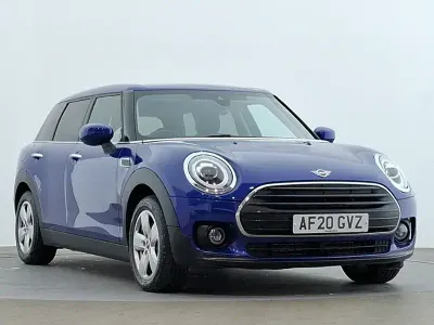 Usado Mini Cooper Clubman Classic 150 CV (110 kW) 2020 Azul Familiar