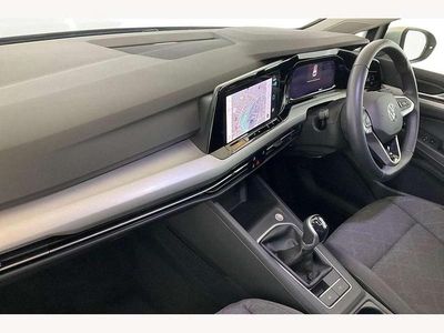 Używany VW Golf VIII Life 150 KM (110 kW) 2023 Srebrny Hatchback