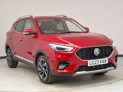 Używany MG ZS Exclusive 111 KM (81 kW) 2023 Czerwony SUV