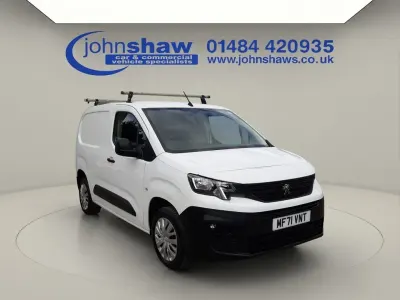 Used Peugeot Partner Premium 131 HP (96 kW) 2021 White MPV