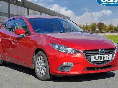 Usado Mazda 3 165 HP (121 kW) 2016 Vermelho Citadino