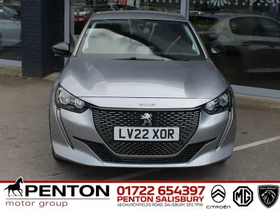 Second-hand Peugeot e-208 Allure Premium 100 kW (136 CP) 2022 Gri Hatchback