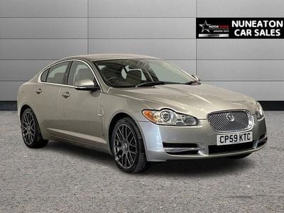 Begagnad Jaguar XF Premium Luxury 240 HK (176 kW) 2010 Guld Sedan