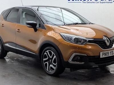 Used Renault Captur Iconic 90 HP (66 kW) 2019 Orange/black SUV