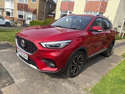 Used MG ZS Exclusive 106 HP (77 kW) 2023 Red SUV