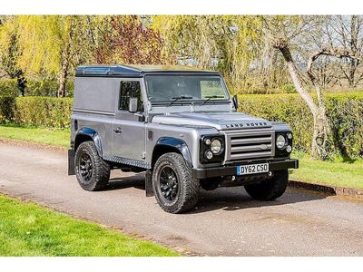 Usado Land Rover Defender 2012 Gris