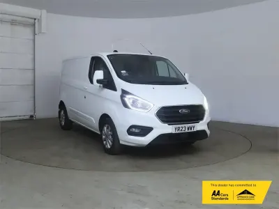 Usado Ford Transit Custom Limited 130 CV (95 kW) 2023 Blanco Van