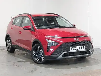 Używany Hyundai Bayon SE 100 KM (73 kW) 2023 Czerwony SUV