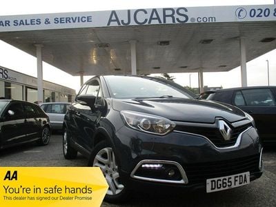 Blue Used 2015 Renault Captur Dynamique SUV | £5,150 (Fair price)